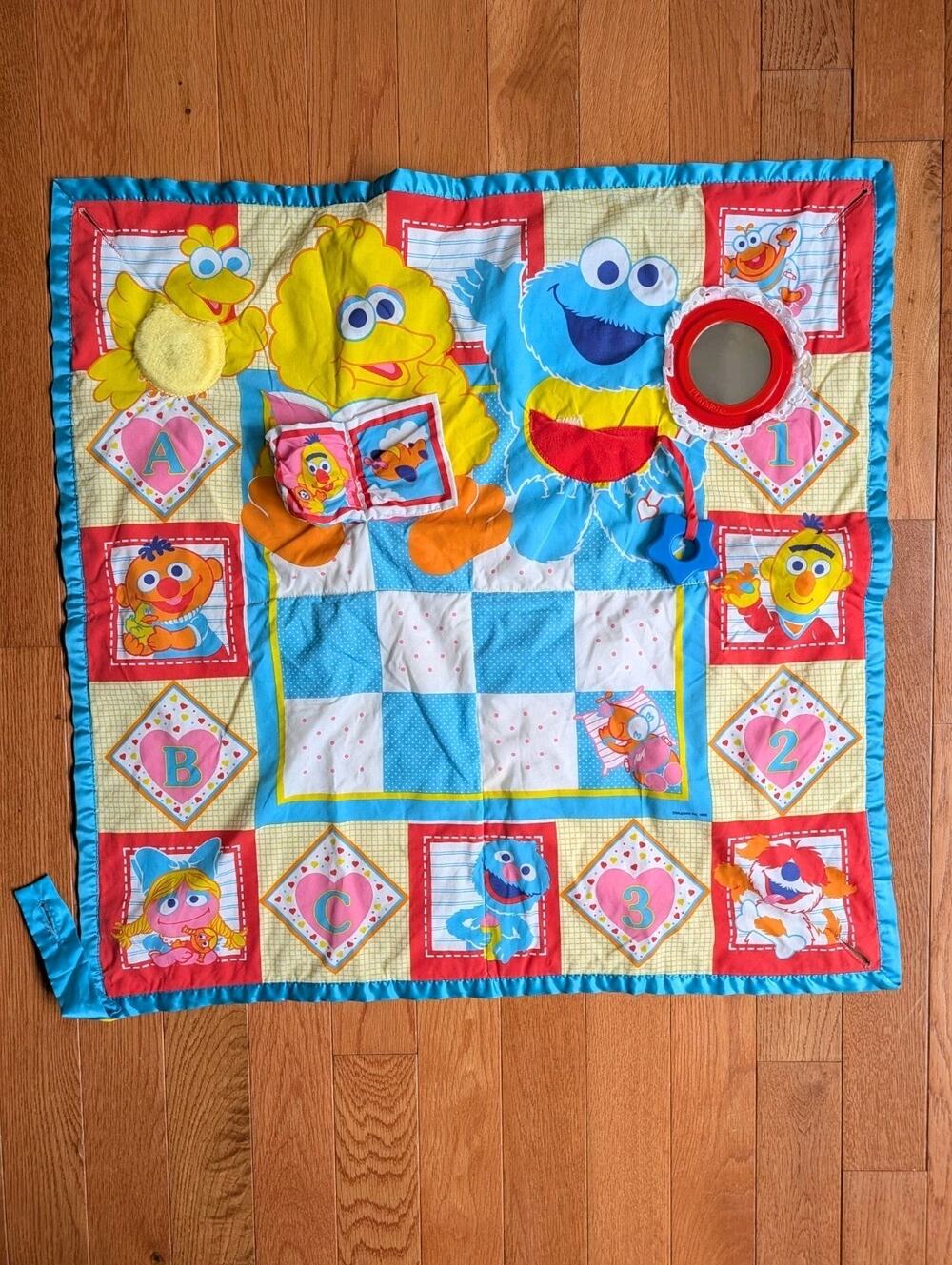 VTG 1989 Muppet Sesame Street Playskool Fold N Go Baby Play Activity Mat Blanket